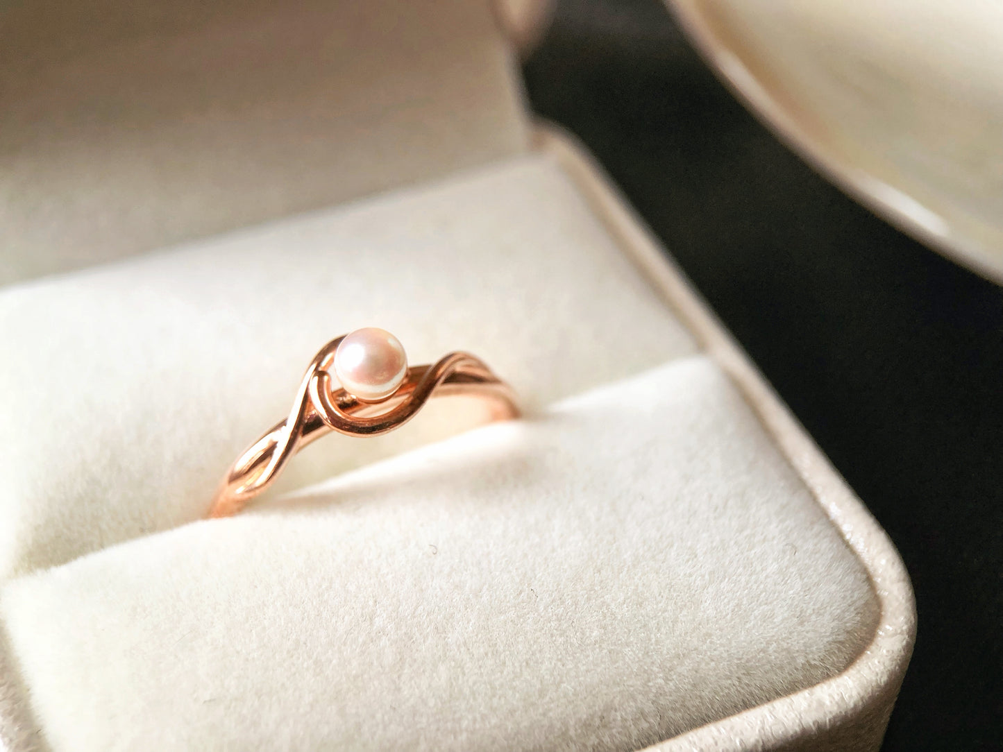 Lunes Atelier Pearl Series - 4mm Akoya Pearl Ring (18k Plated Silver)